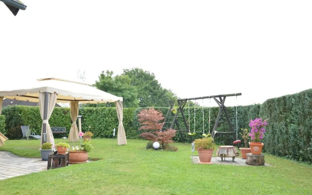 Apartment With Fenced Garden in Faid