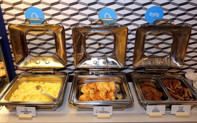 Holiday Inn Express & Suites Ashland by IHG