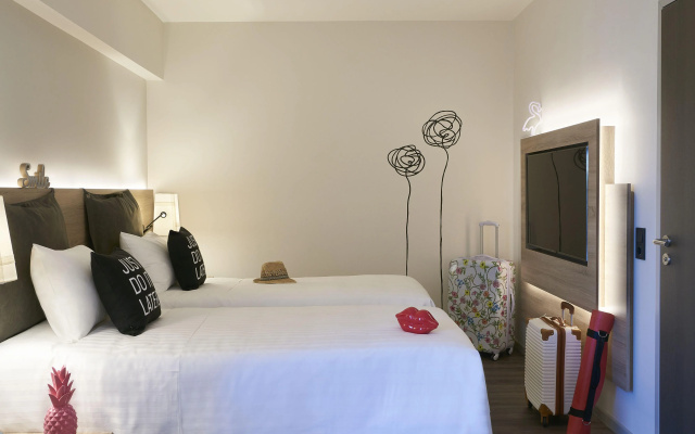 Moxy Patra Marina - Image 6