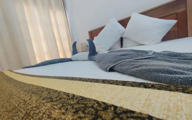 Randi Guest House