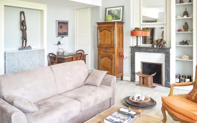 Apartment With 2 Bedrooms in Saumur, With Wonderful City View and Wifi