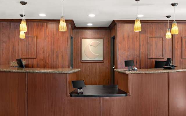 Comfort Suites Vacaville-Napa Valley Area