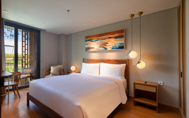 Beachwalk Residence