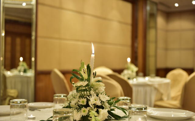 Hotel Parle International