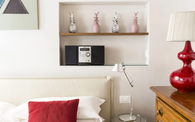 Rome Accommodation - Via Giulia