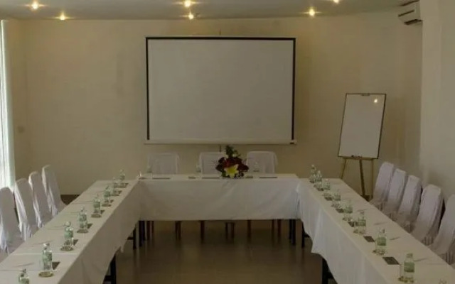 Paragon Villa Hotel