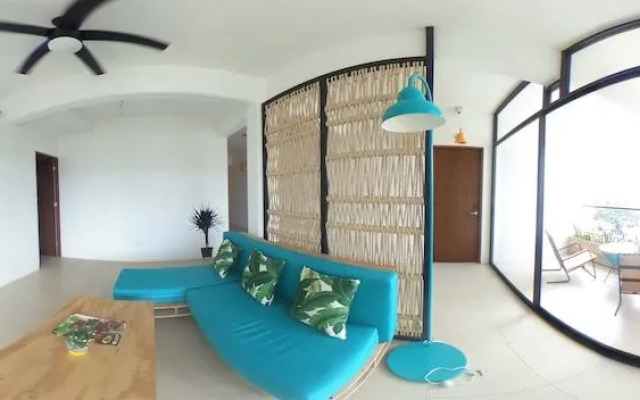 Nomads Hotel & Rooftop Pool