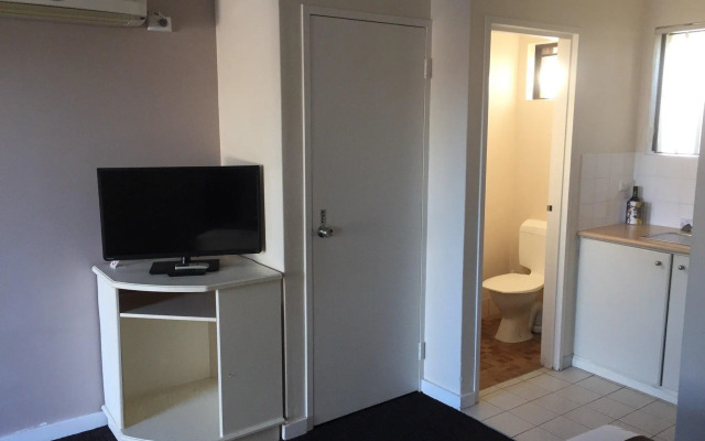 Cervantes Pinnacles Motel