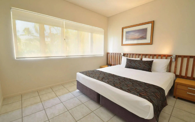 Silkari Reflections of Port Douglas