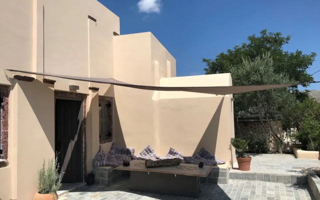 Alia Mansion by K&K