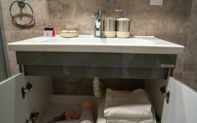 Prestige 22 · Prestigious 1 Bedroom Suite Apartment