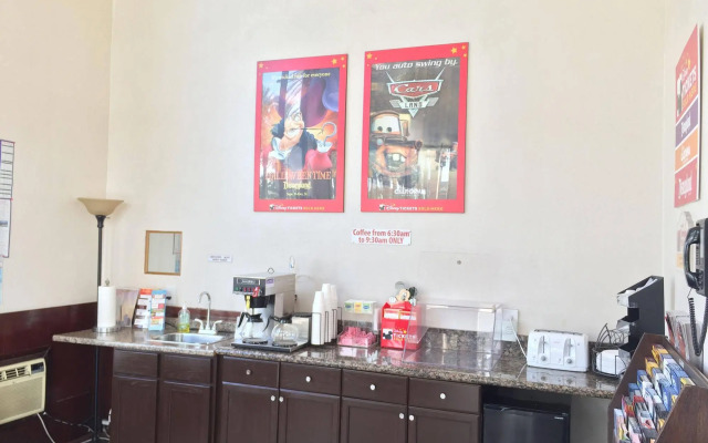 Anaheim Discovery Inn & Suites