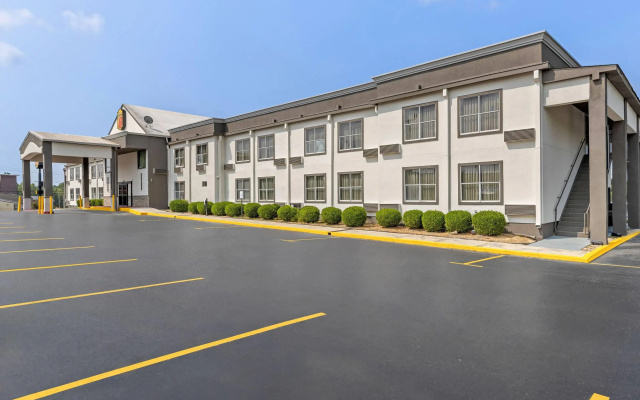 Super 8 by Wyndham Athens