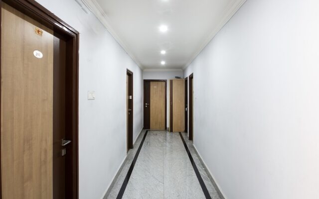 OYO 7552 Hotel SVM Grand