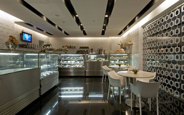 Vivanta Bengaluru, Whitefield