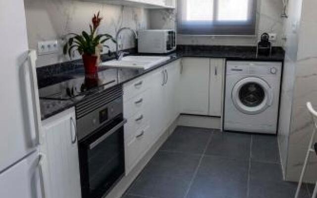 Apartamentos Maruja Roig 1