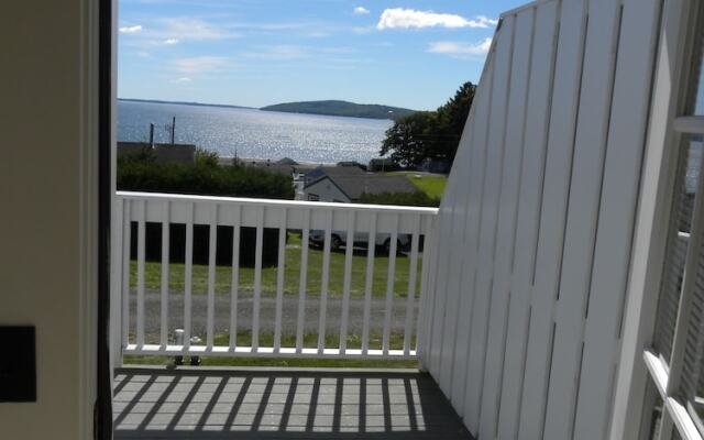 Colonial Gables Oceanfront Village