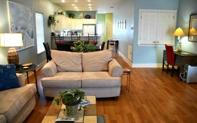 Spinnaker House - Four Bedroom Home