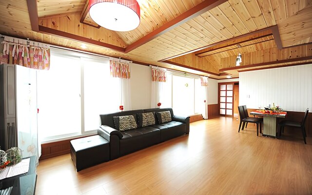 Ganghwa Golden Sunset Pension