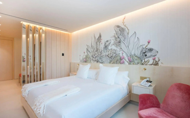 45 Times Barcelona Hotel