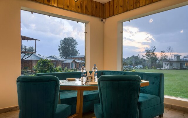 Pumpkin Hotels Corbett, Tusk N Wood