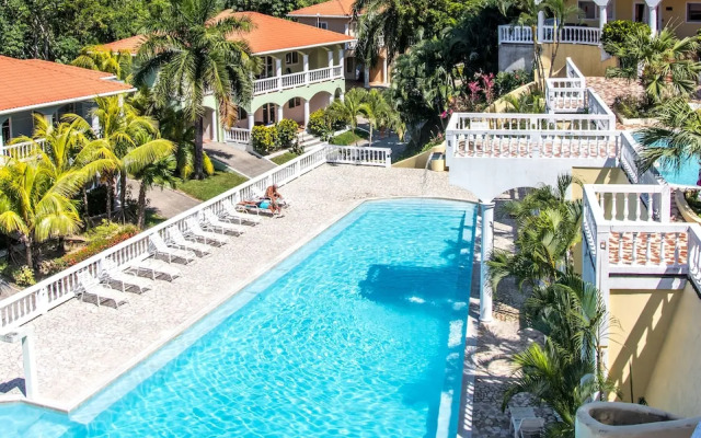 West End Dive Resort