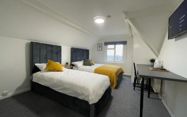 Woodford Hotel
