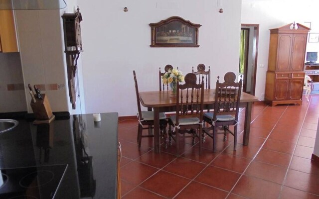 Apartment With 2 Bedrooms in A dos Cunhados, With Enclosed Garden and