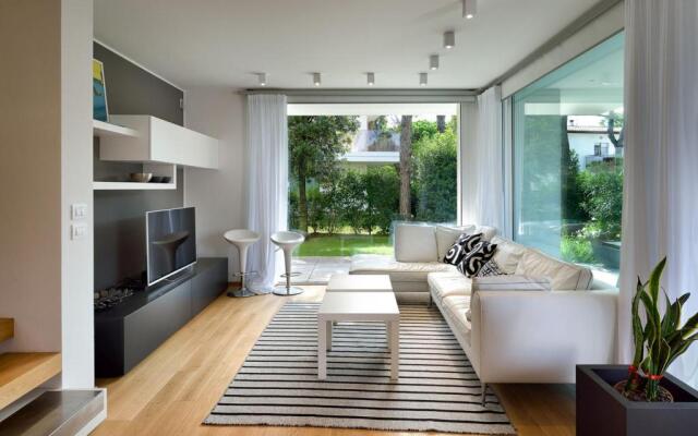 Summer Villas