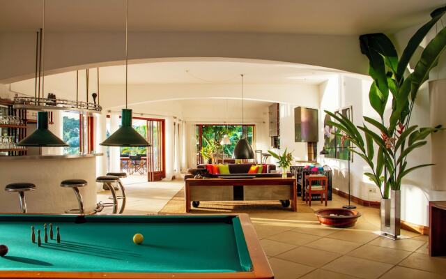 Bougainvillea Retreat