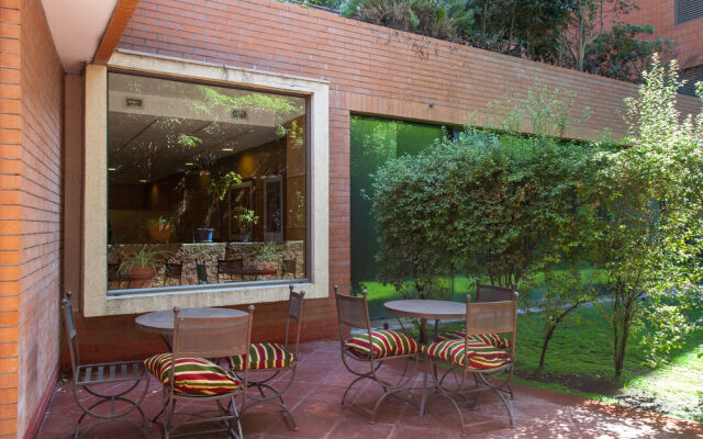 El Golf Apartment