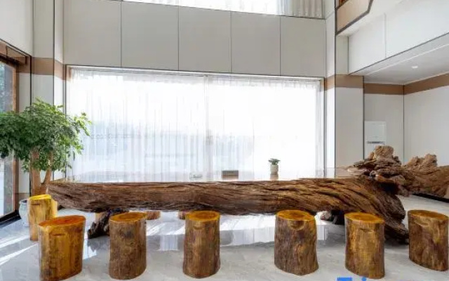 Shengweiya Holiday Hotel (Delong International Jewelry City Branch)