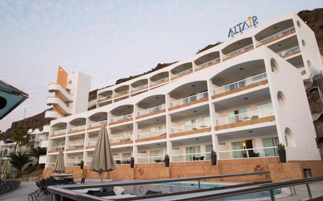 Altair Apartamentos