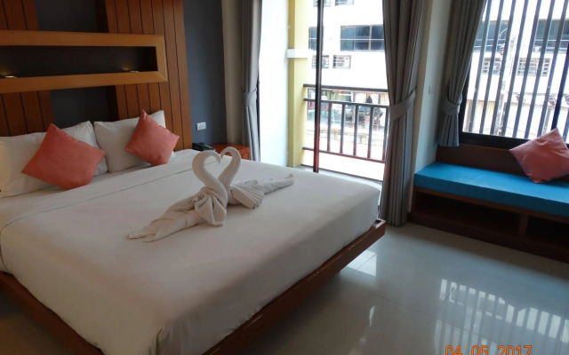 Acca Patong Apartments