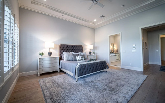 104th Mesa 5 Bedroom Home by RedAwning