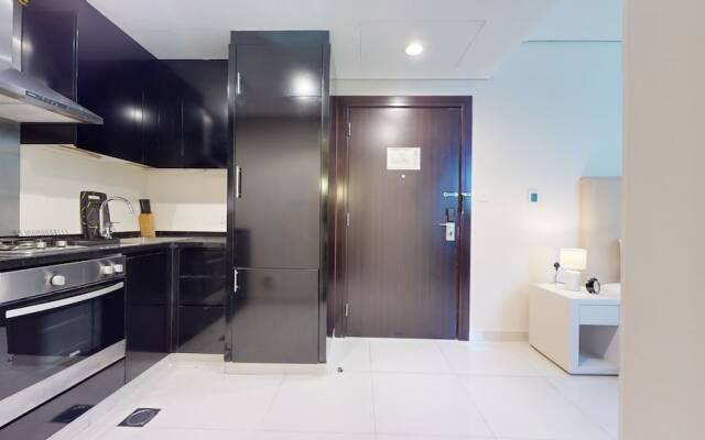 GreenFuture - Charming Studio in the Vibrant Business Bay