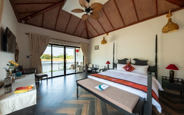 Phong Nha Lake House