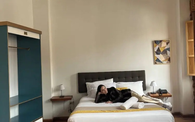 San Rocke House Hotel