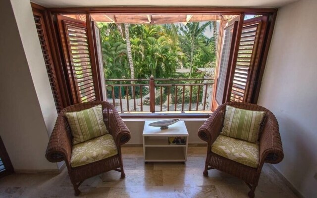 5BR 4.5BA Las Piñas CdC Villa by ASVR