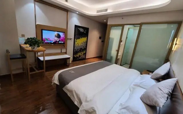 GreenTree Eastern Rizhao High Speed Railway Station Hotel