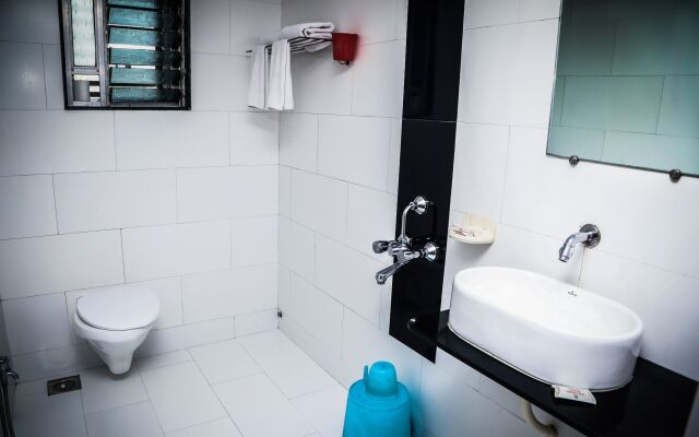 Sai Nidhi By Glitz Hotels Mindspace Airoli