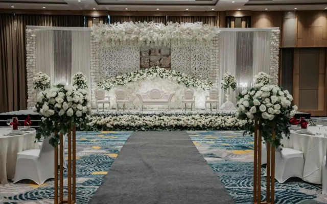 Luwansa Hotel & Convention Center Manado