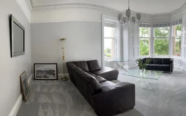 Lady Road Apartment
