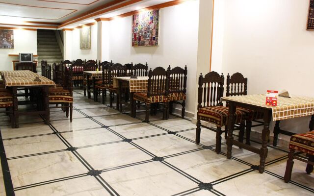 OYO 1455 Hotel Deep