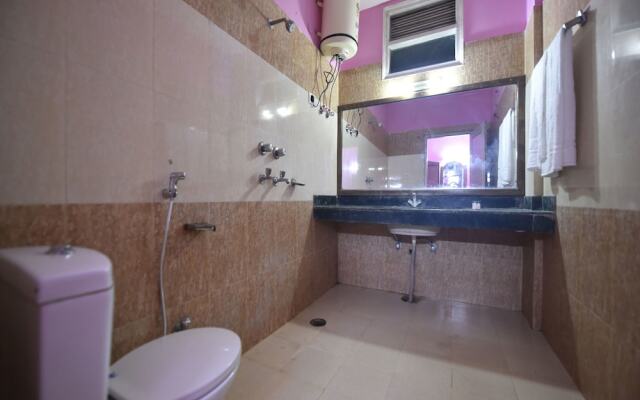 OYO 10752 Hotel Sitara International