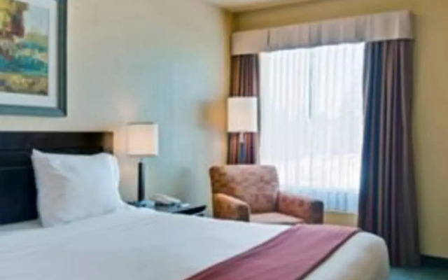 Holiday Inn Express Dryden