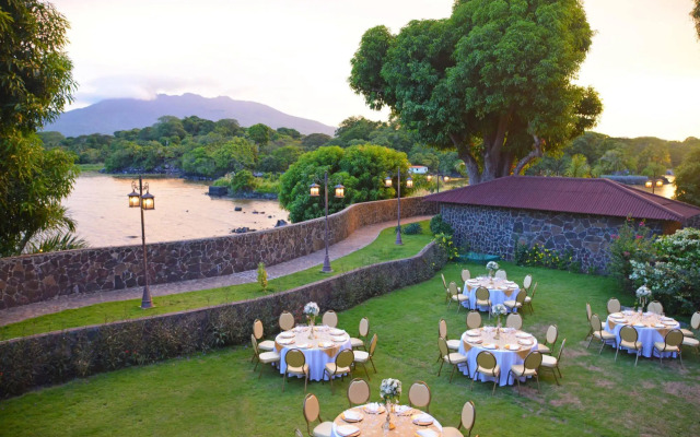 Hotel El Reith Lake Granada Nicaragua
