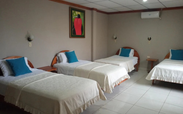Hotel Palm Garden Galapagos