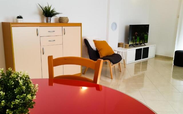 Apartments Beti - 70 m from sea