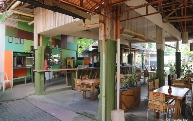 Basa Hotel
